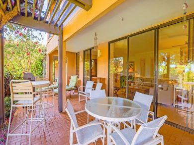 Wailea Two Bedroom Pacific Ocean Front Vacation Rental